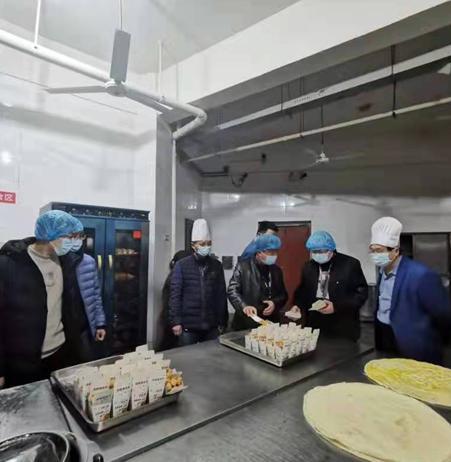 重慶市(shì)潼南(nán)區(qū)市(shì)場(chǎng)監管局開(kāi)展 餐飲安全你(nǐ)我同查 進校(xiào)園